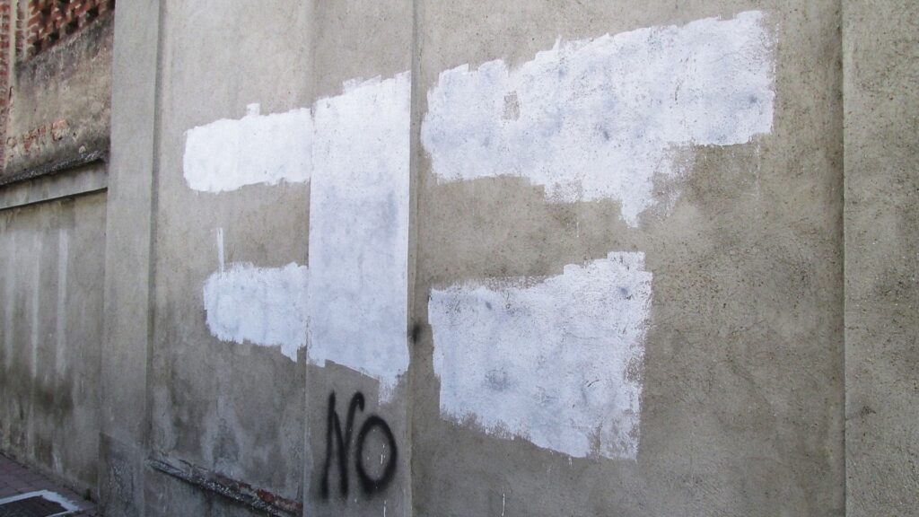 condanniamo atto vandalismo nei confronti di riaccendiamo brembio insieme