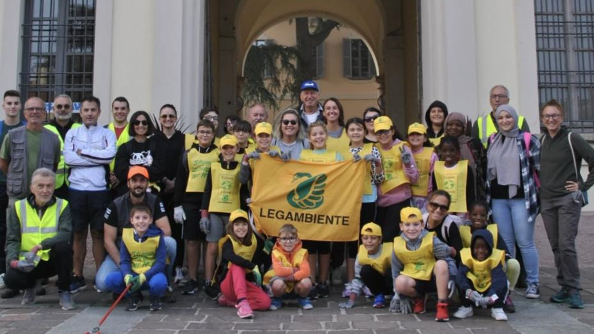 puliamo il mondo brembio