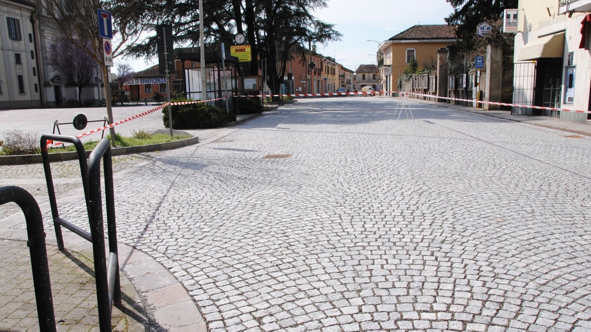 apertura parcheggio piazza brembio