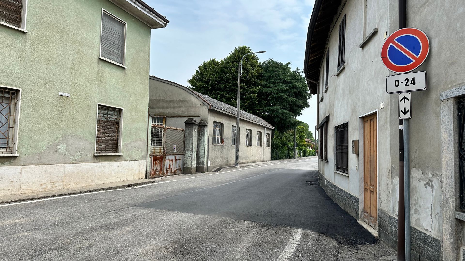 nuova asfaltatura via veneto brembio